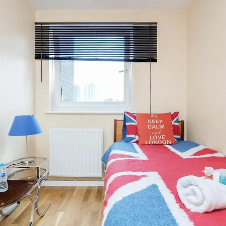 4-Bedroom Flat Near Bigben,Parliament & London Eye